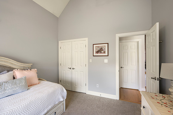 302 Longhill WEB-159