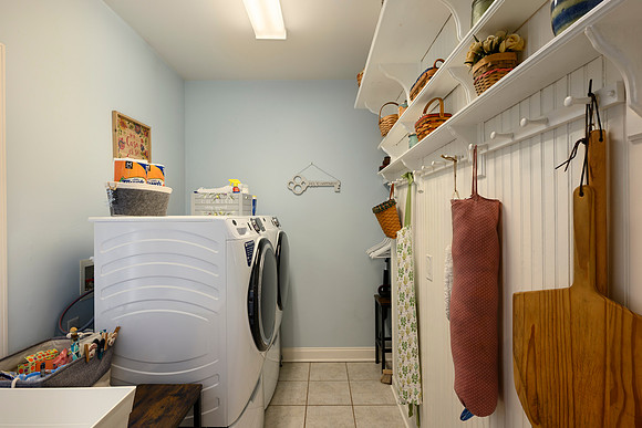 302 Longhill WEB-167