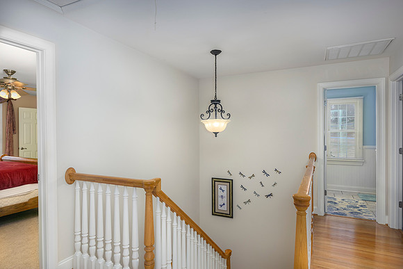 302 Longhill WEB-170