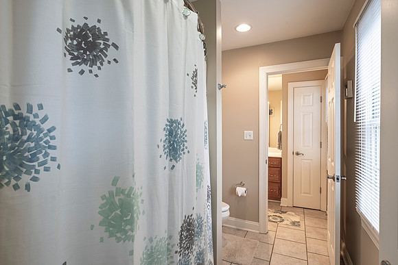 302 Longhill WEB-175