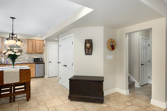 302 Longhill WEB-179