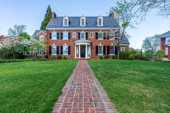 3830 Peakland Pl WEB-105