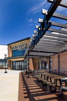 Food Hall-no trash can-101
