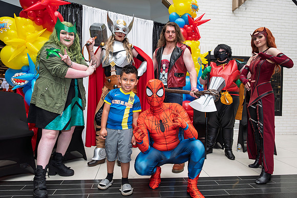 RR Super Dads-Sidekicks WEB-170