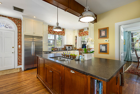 3830 Peakland Pl WEB-180