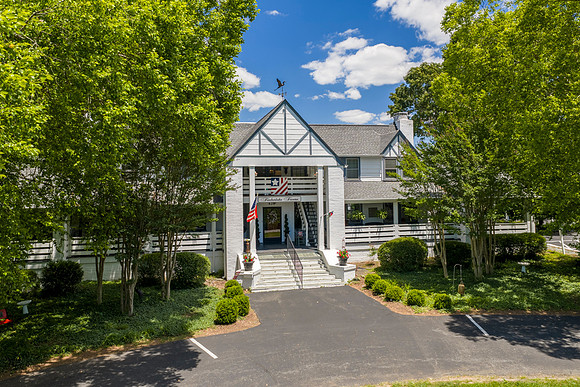 439 Timberlake - Tavern WEB-105