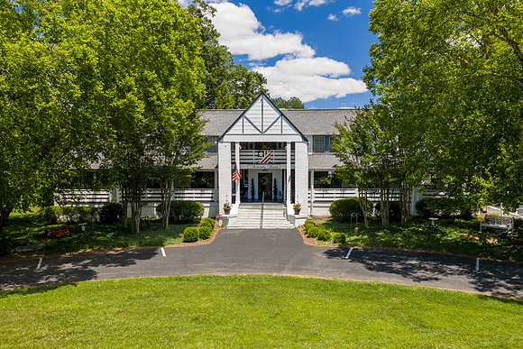 439 Timberlake - Tavern WEB-103