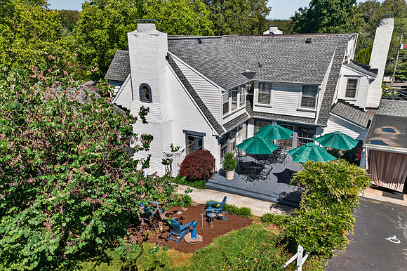 439 Timberlake - Tavern WEB-124