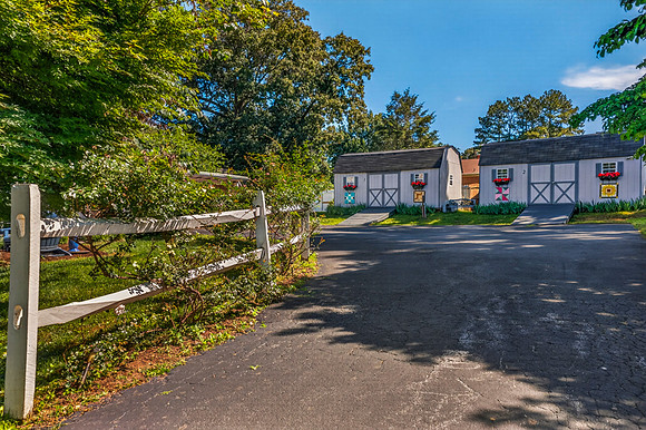 439 Timberlake - Tavern WEB-135