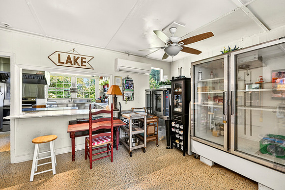 439 Timberlake - Tavern WEB-150