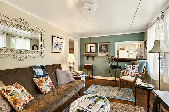 439 Timberlake - Tavern WEB-180