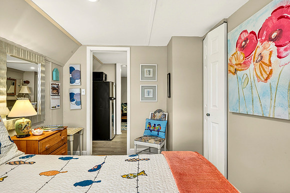 439 Timberlake - Tavern WEB-189