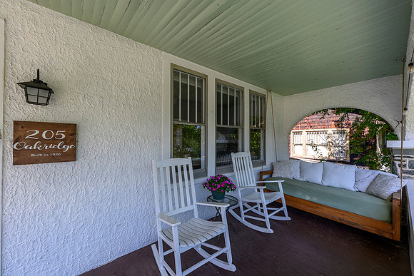 205 Oakridge - WEB-110