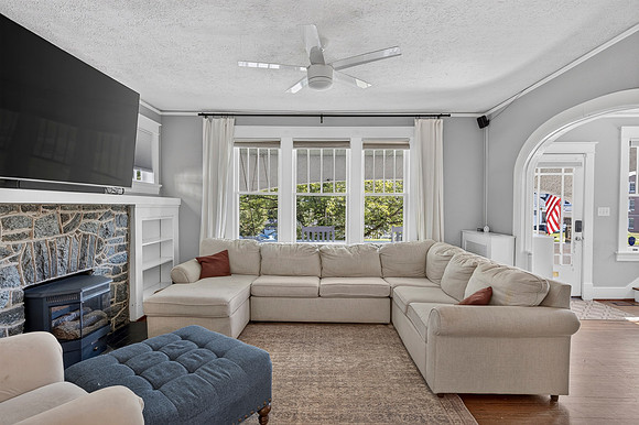 205 Oakridge - WEB-124