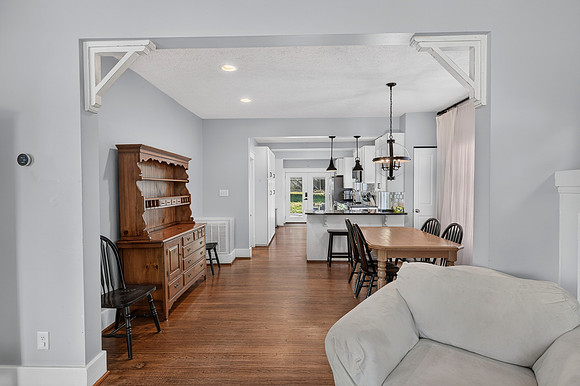 205 Oakridge - WEB-126