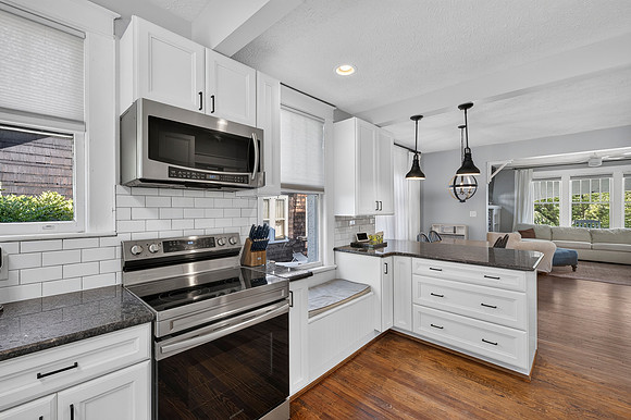 205 Oakridge - WEB-131