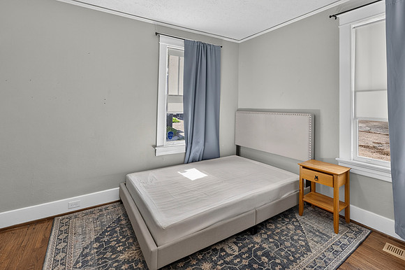 205 Oakridge - WEB-136