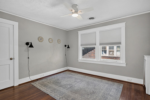 205 Oakridge - WEB-153