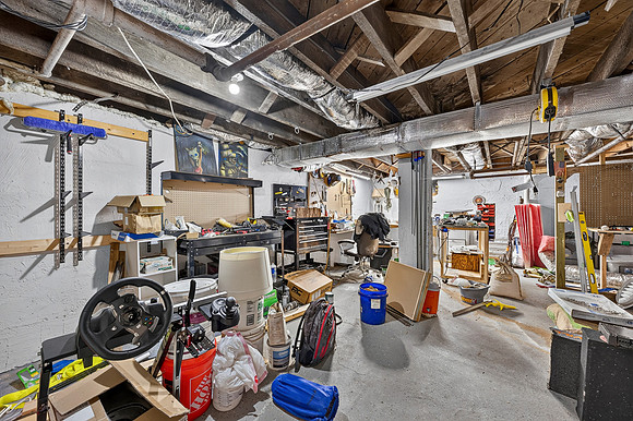205 Oakridge - WEB-159