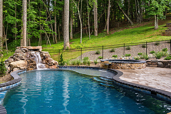 12175 Forest Rd-2 WEB-105