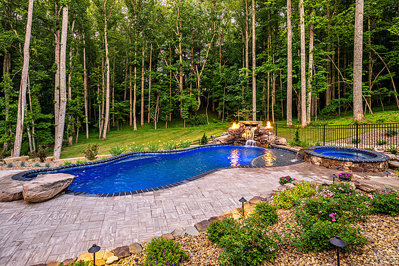 12175 Forest Rd-2 WEB-126