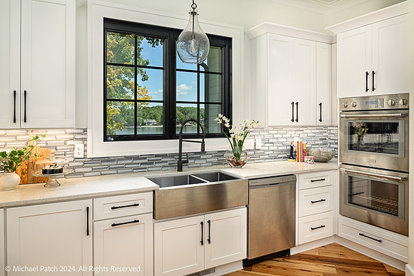 455 Oak Point Owner with Copyright-159