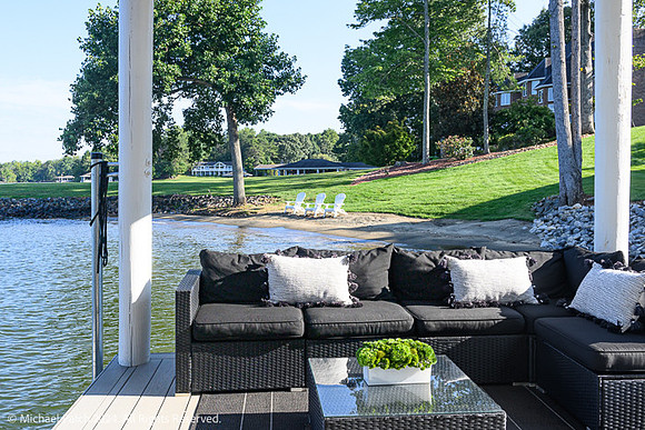455 Oak Point Owner with Copyright-149