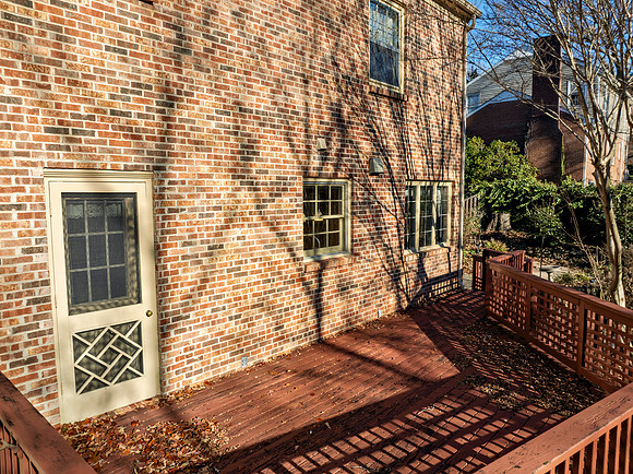 2232 Surrey Pl WEB-128