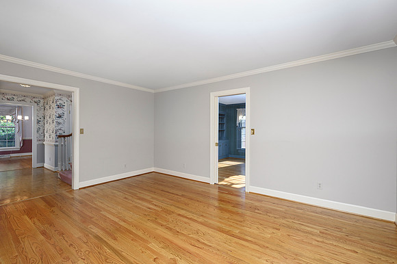 2232 Surrey Pl WEB-142