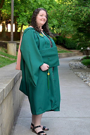 melanie Masters Grad 2023-112