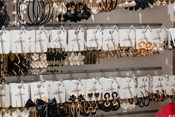 RR Lovisa Store WEB-122