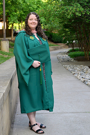 melanie Masters Grad 2023-113