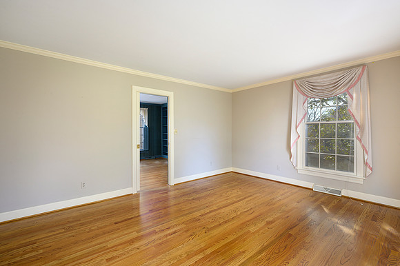 2232 Surrey Pl WEB-156