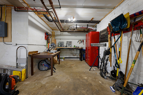 3830 Peakland Pl WEB-215