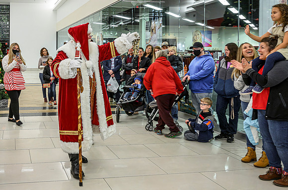 RR Santa Arrive 2021 PRINT-129