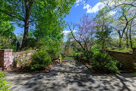3830 Peakland Pl WEB-128