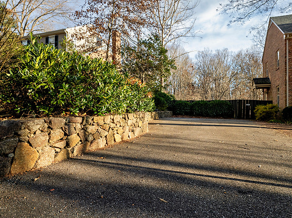 2232 Surrey Pl WEB-114