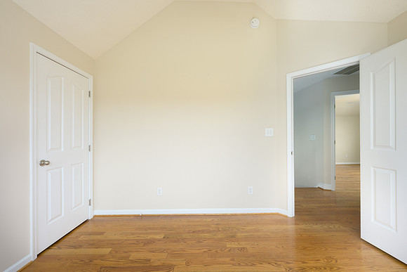 1291 Donnally WEB-174