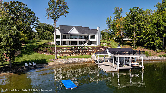 455 Oak Point Owner with Copyright-105
