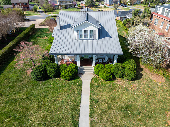3833 Peakland WEB-108