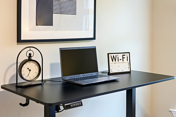 417 Wessex Rd WEB-141