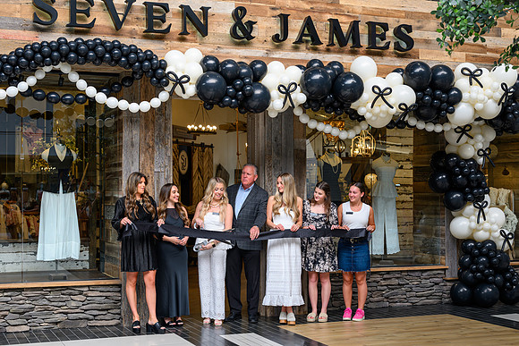 Seven and James Store PRINT-123