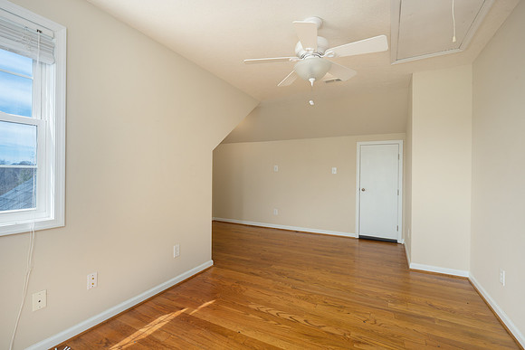 1291 Donnally WEB-176
