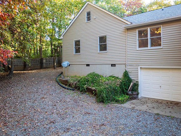 303 Somerset Pl WEB-116