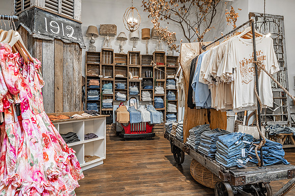 Seven and James Store PRINT-107