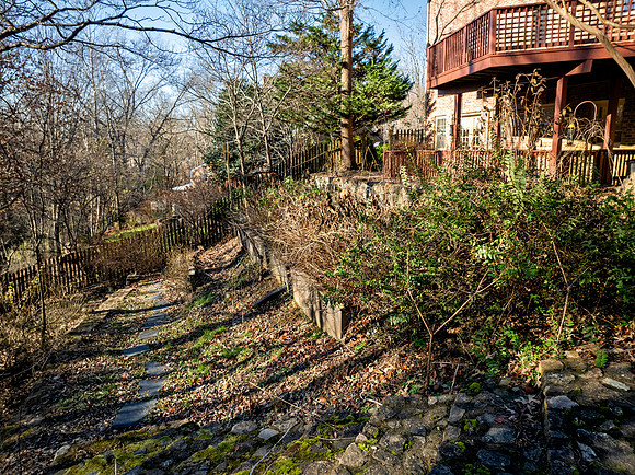 2232 Surrey Pl WEB-132