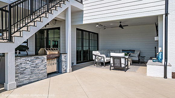 455 Oak Point Owner with Copyright-129