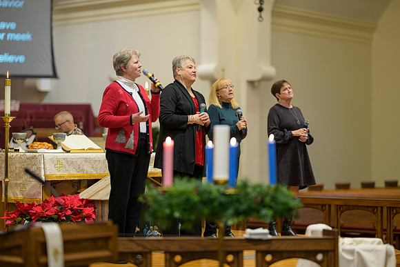 HUMC 2024 Christmas Eve 5 WEB-106