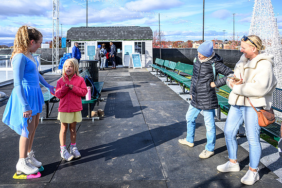 RR Ice Rink Show 11-23-24 PRINT-168