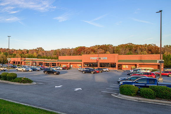 Airport Plaza WEB-105